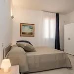 Ziella 4*