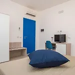 Ziella Portopalo Di Capo Passero